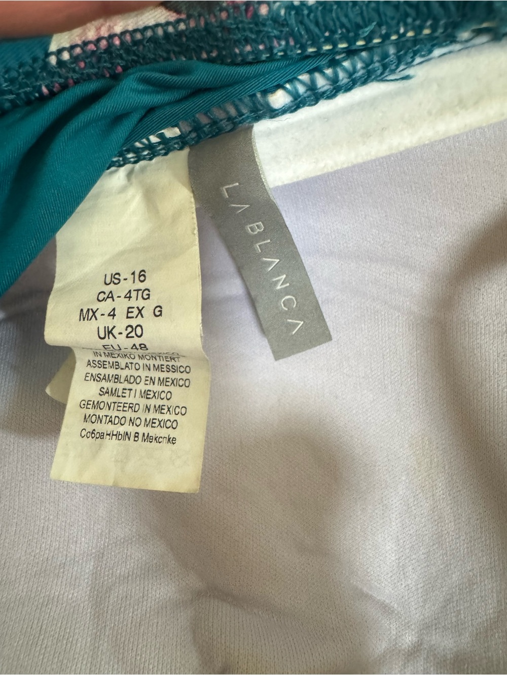 La Blanca 🩱Teal Swim Top - Picture 5 of 7
